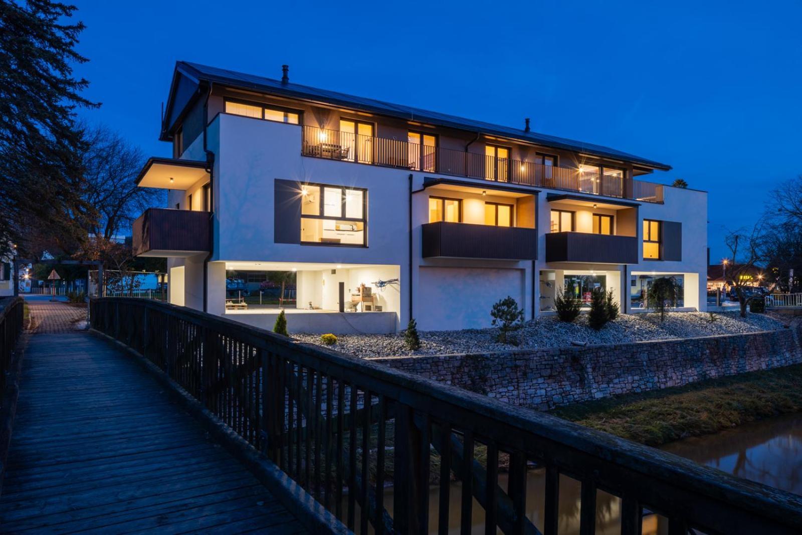 Rivervista Apartments By Mi_Vida Bad Waltersdorf Ngoại thất bức ảnh